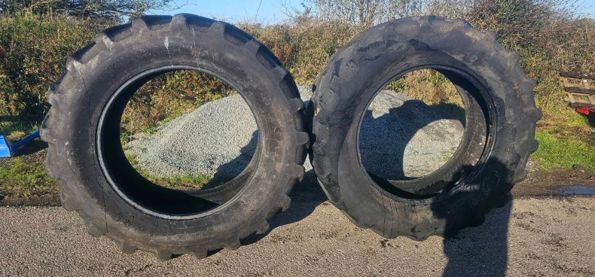 3 sets of tyres - Image 4