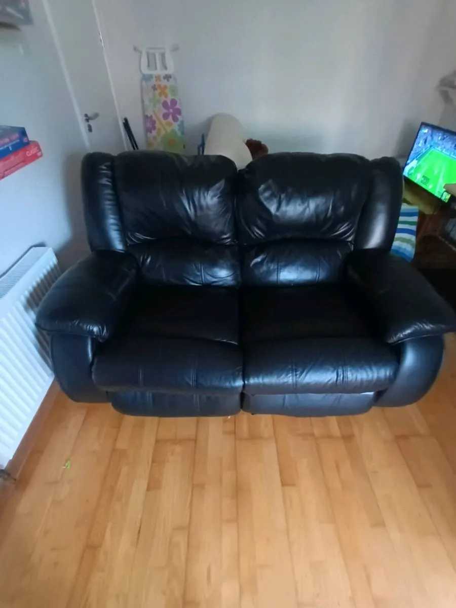 2 Seater leather recliner couch - Image 1
