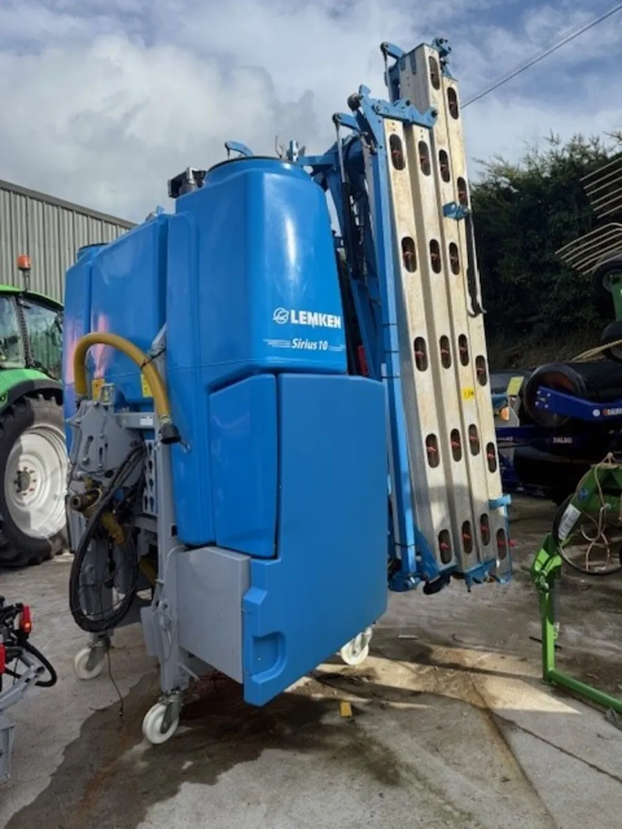 Used Lemken Sirius 10 1600L 24m Sprayer - Image 3