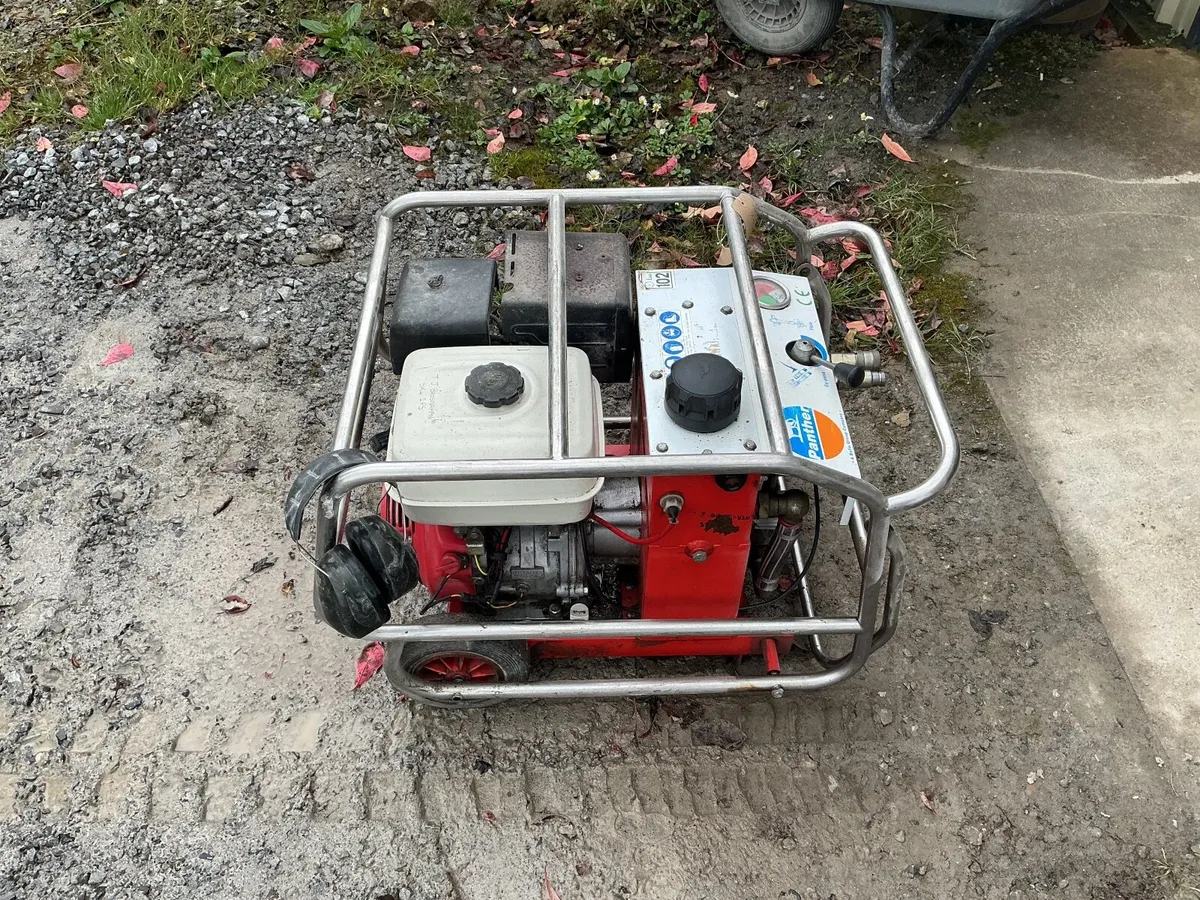 Hydraulic Breaker & Wacker Plate - Image 2