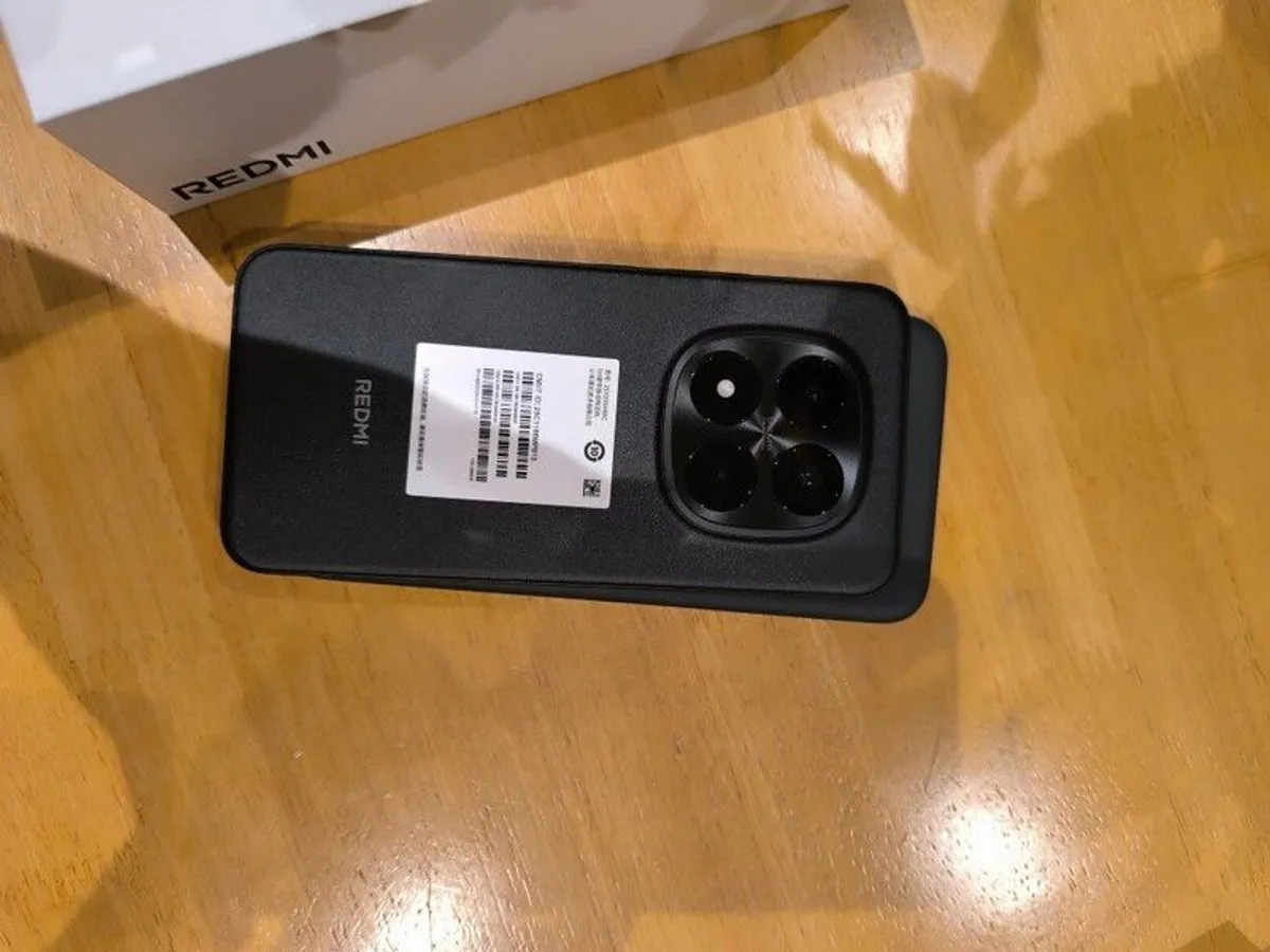 Xiaomi Redmi Note 15 Pro plus 12GB RAM 256GB new - Image 3