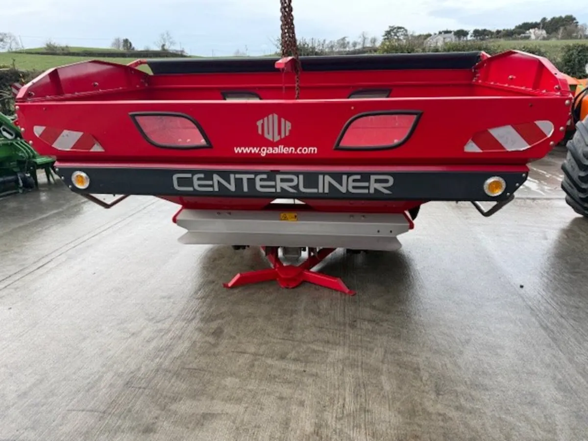 Used 2 Ton Tulip Centerliner Fertiliser Spreader - Image 1