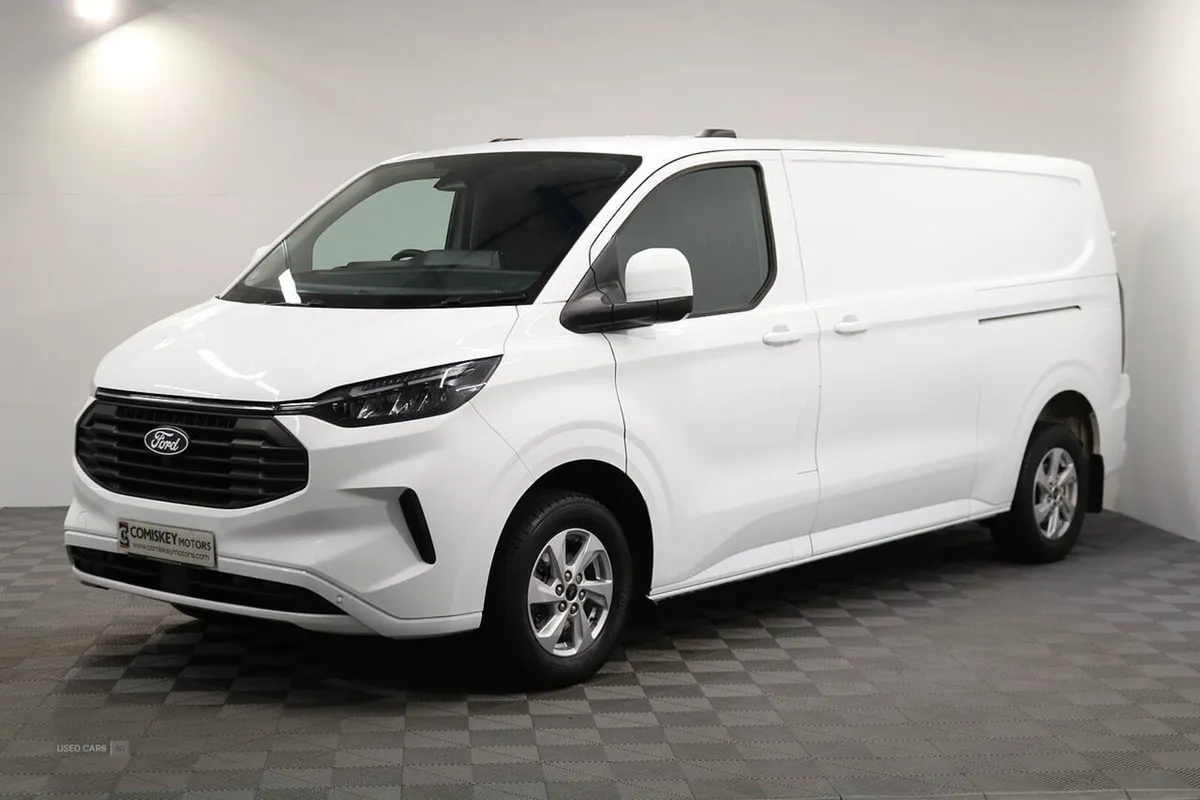 Ford Transit Custom 300 EcoBlue Limited - Image 3