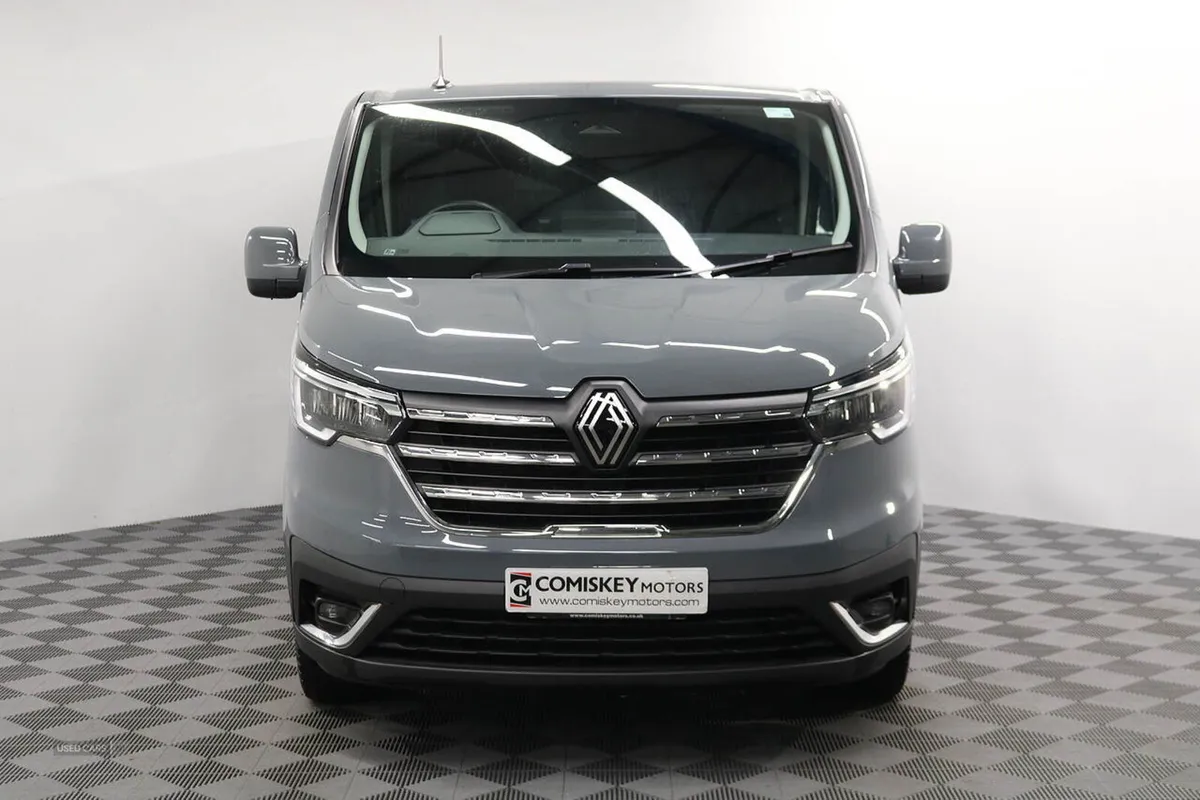 Renault Trafic dCi Blue SL30 Extra - Image 2
