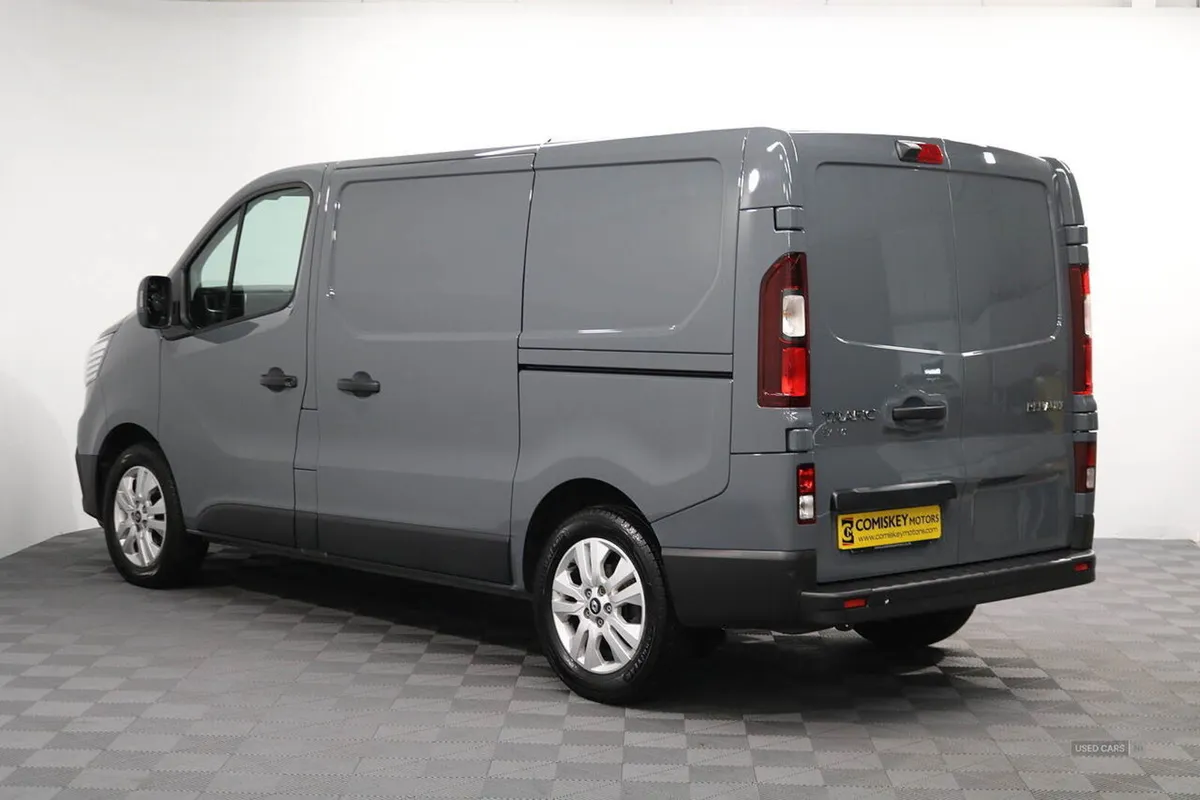 Renault Trafic dCi Blue SL30 Extra - Image 4