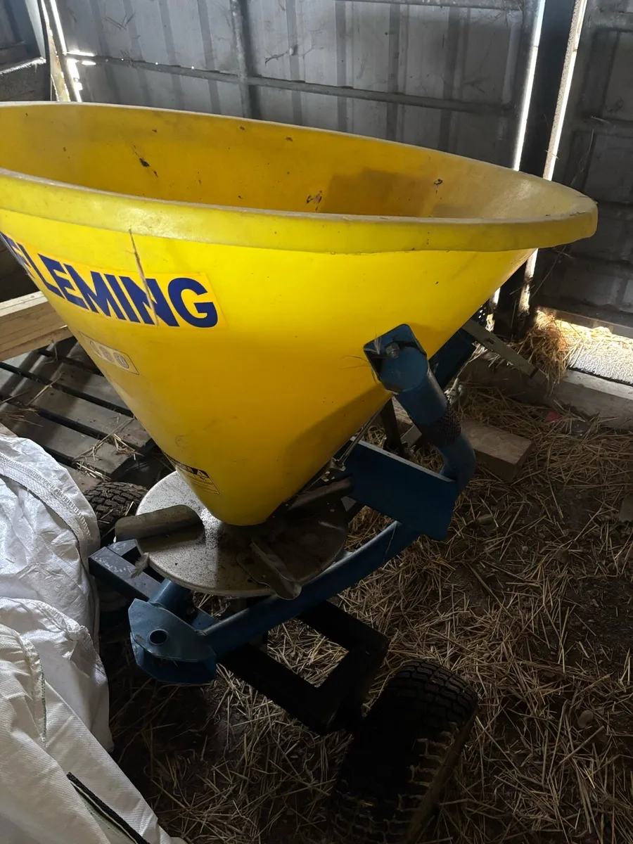 Fleming fertiliser spreader - tow behind - Image 2