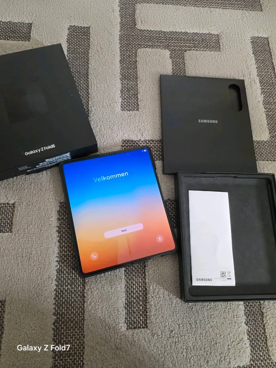 Samsung Z Fold 5 256G - Image 4