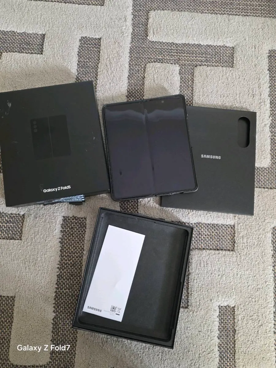 Samsung Z Fold 5 256G - Image 2