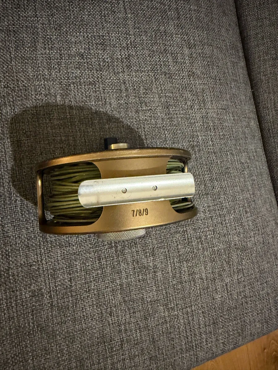 Fishing reel - Image 2