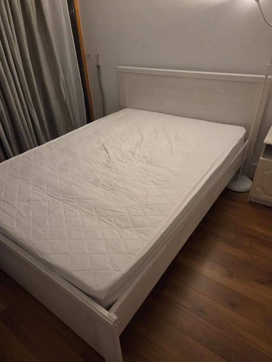 Double bed - Image 3