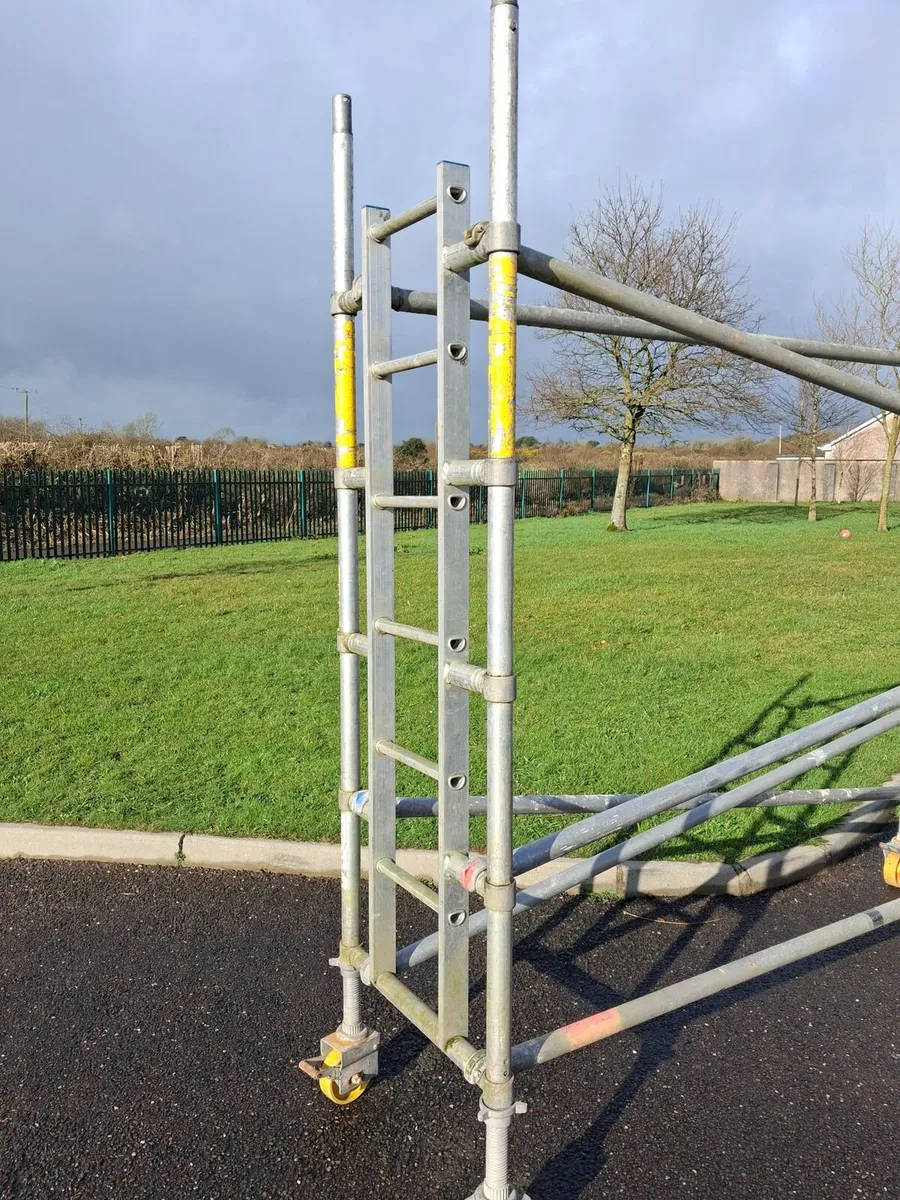 Aluminium scaffolding tower for sale - Image 4