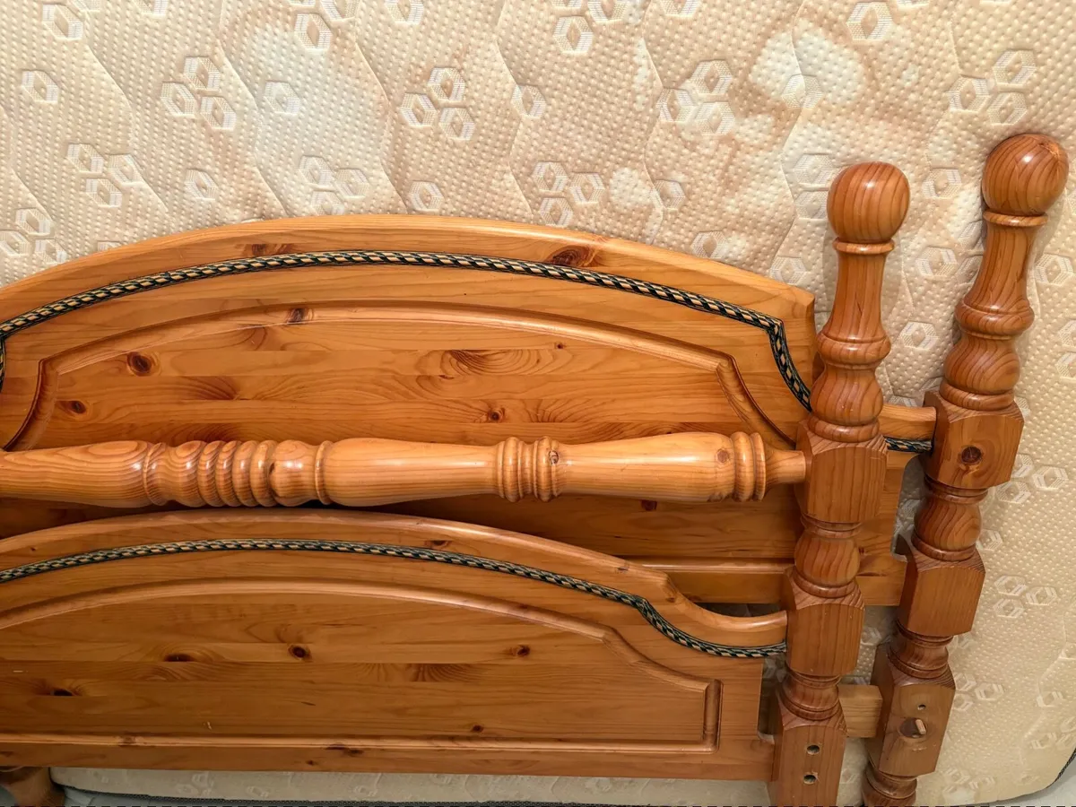 High post double bed frame - Image 3