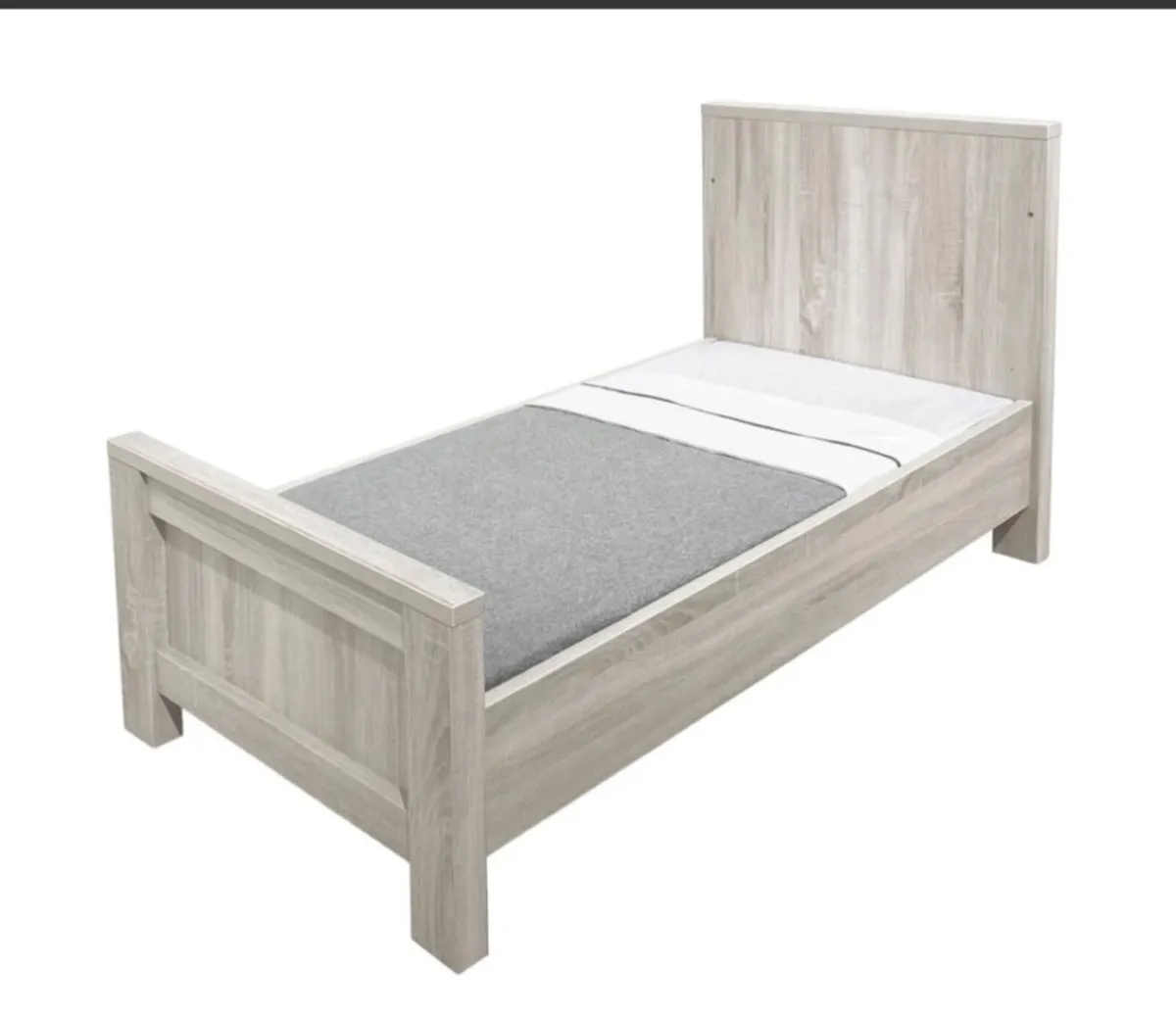 Babylo Nursery Furniture Set - Image 3