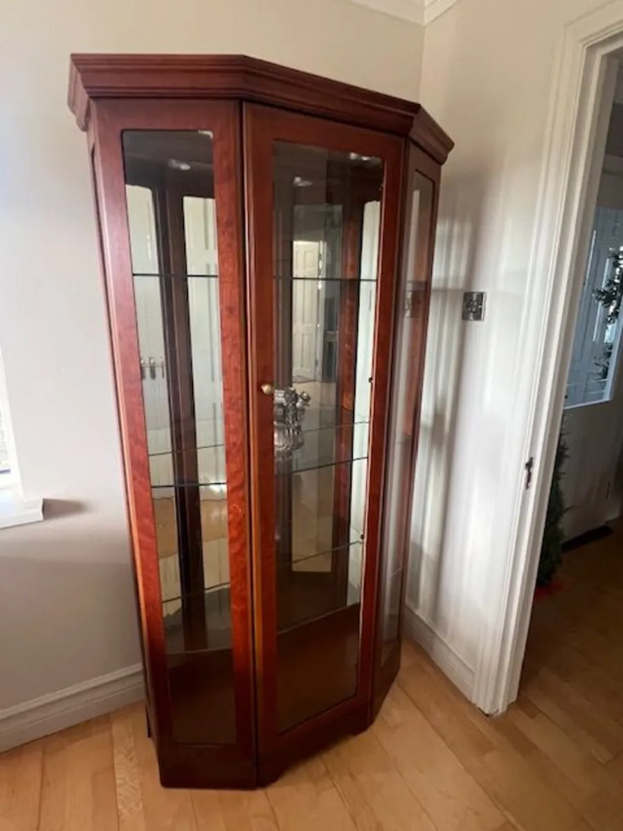 Mahogany glass cabinet with light - Image 1