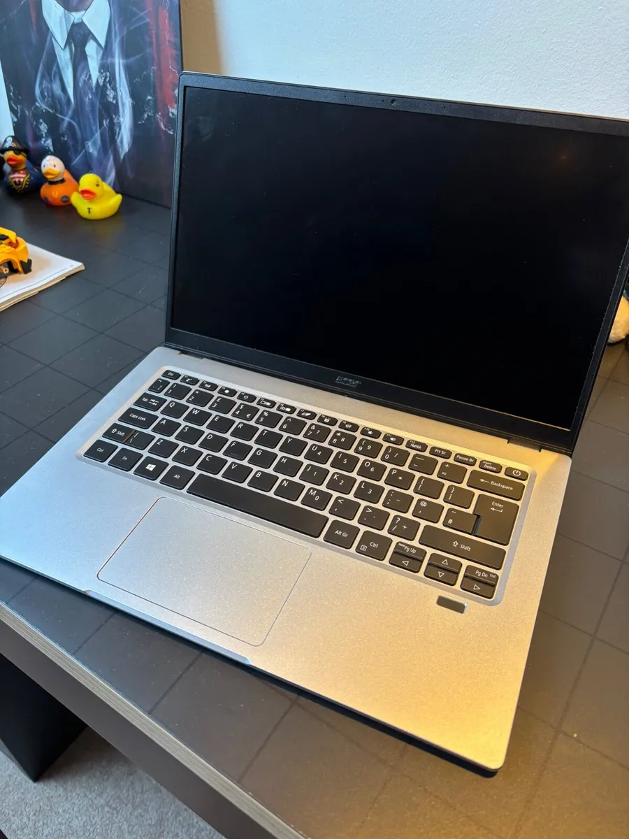 Acer Swift Laptop - Image 2