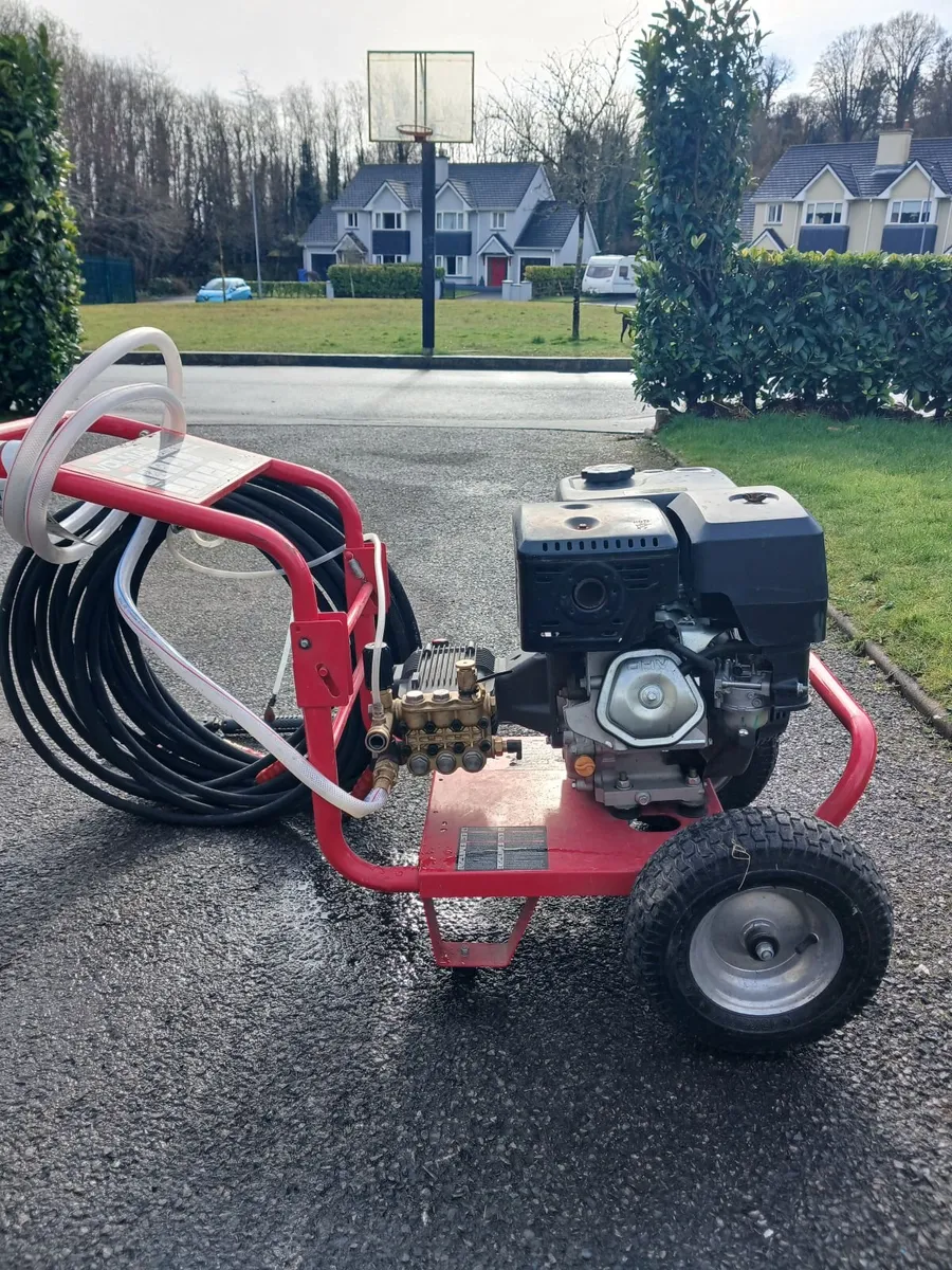 Power washer - Image 2