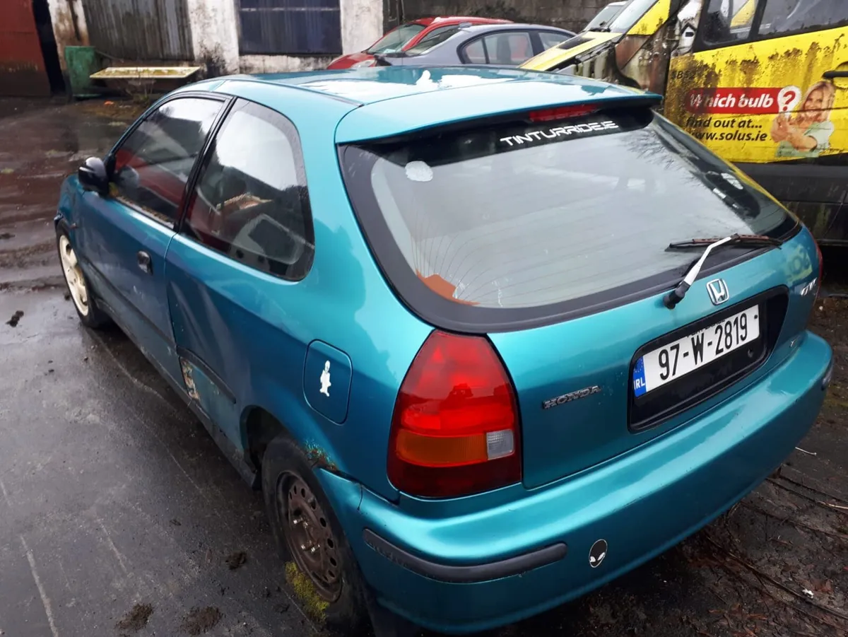 Honda civic 1.4i mini breaking parts - Image 2