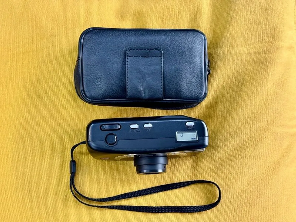 Leica Z2X black 35mm compact film camera in excellent working condition - Image 3