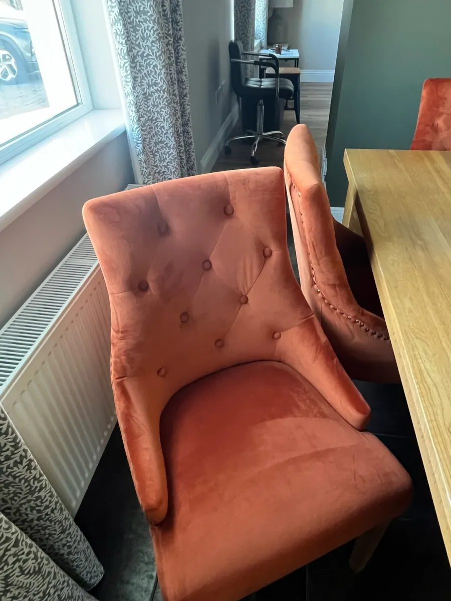 Dining chairs. - Image 4