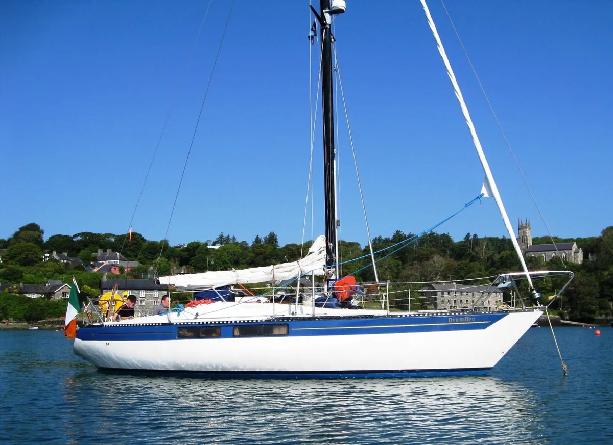 Kingscruiser 33 Yacht for sale. - Image 3