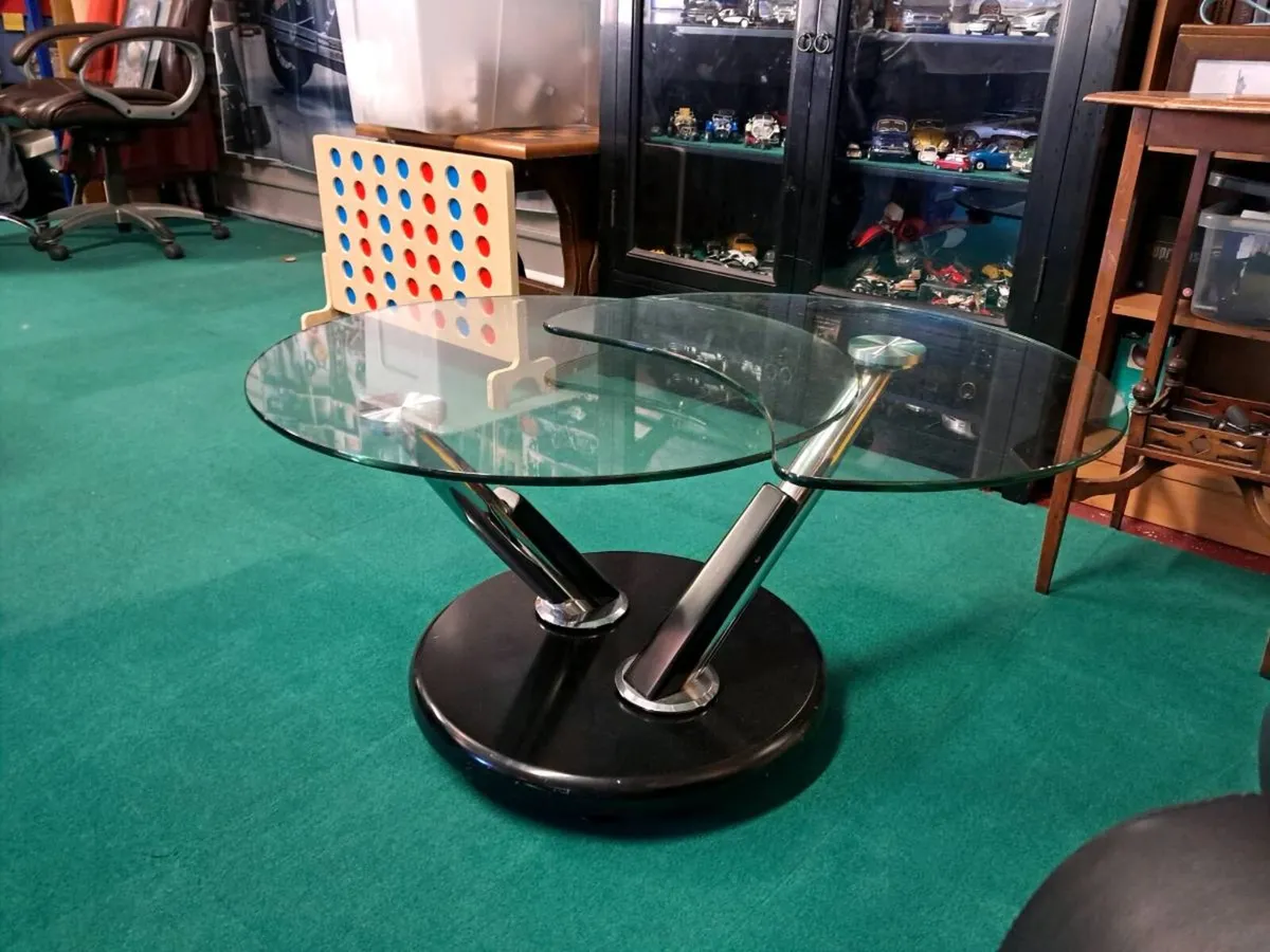 Glass top coffee table - Image 3