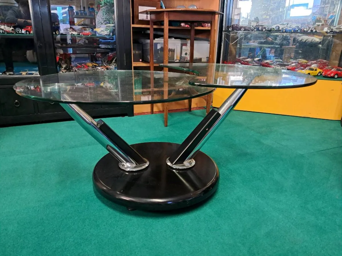 Glass top coffee table - Image 4