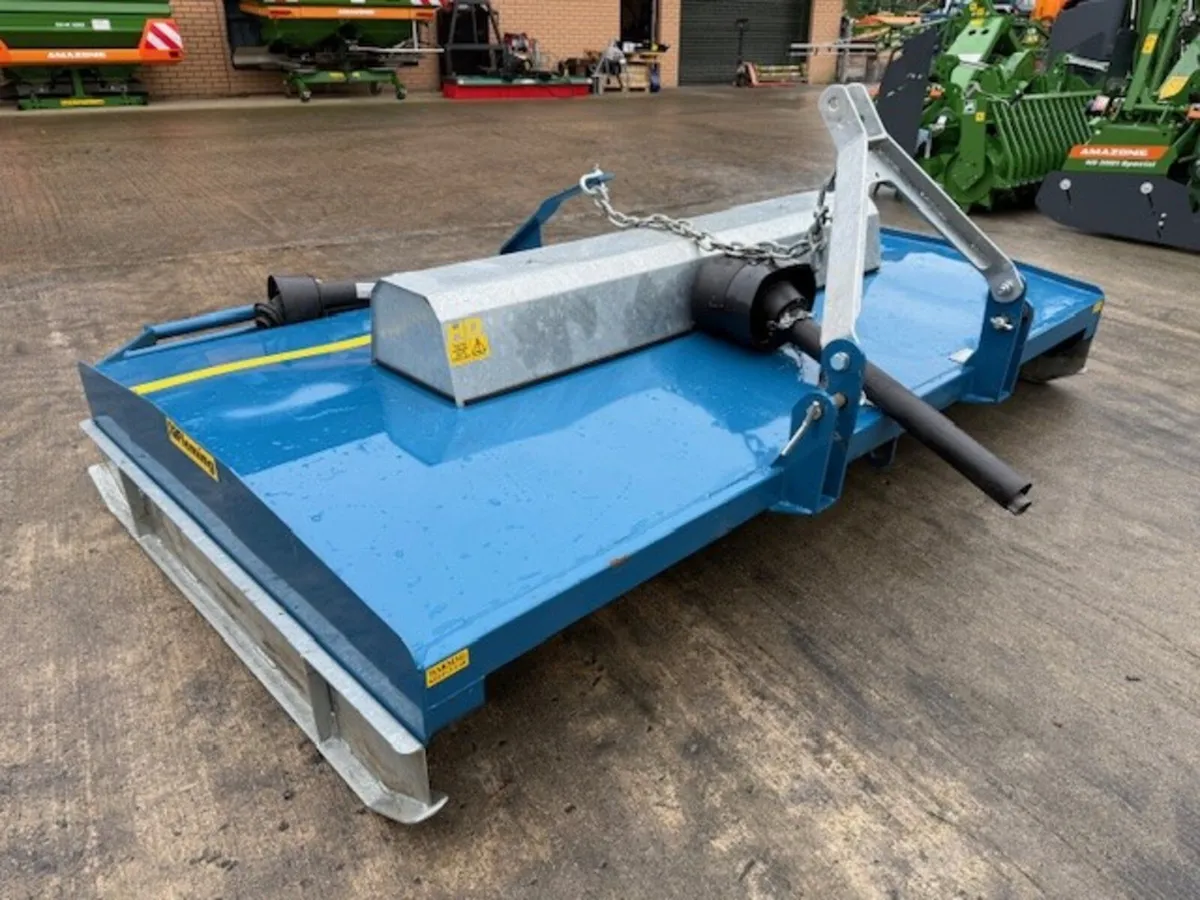 Fleming 9FT HD Model Grass Topper Ex Demo - Image 4