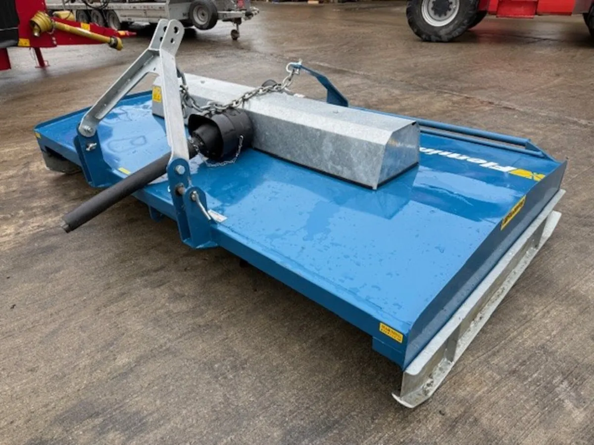 Fleming 9FT HD Model Grass Topper Ex Demo - Image 3