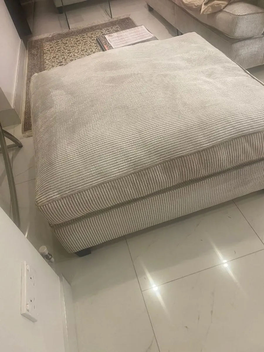 Beautiful Large Square Duresta Ottoman - Image 3