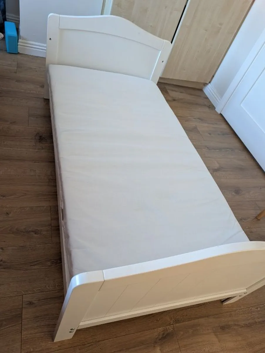 Baby Elegance Toddler bed and premium mattress - Image 2