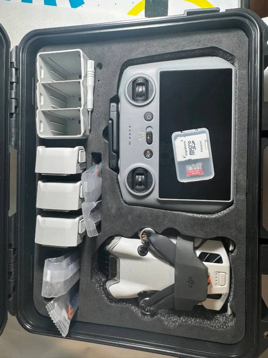 Dji mini 4 pro fly more combo - Image 3