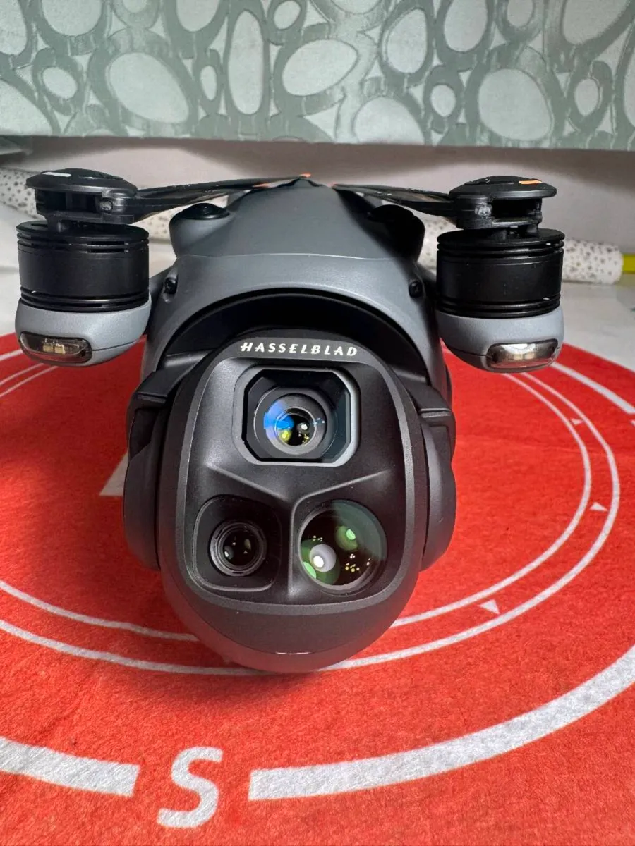 Mavic 4 pro fly more combo - Image 1