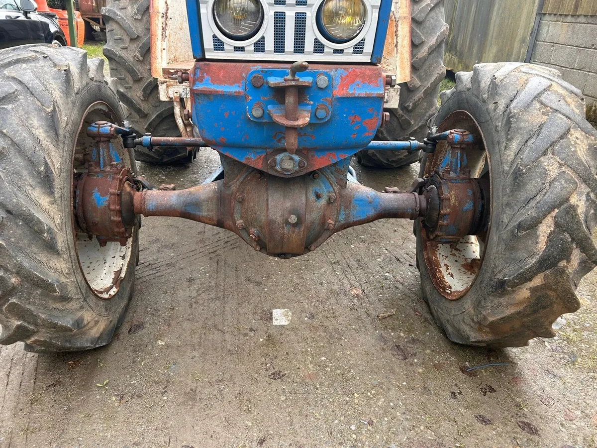 Ford 5000 4WD - Image 4