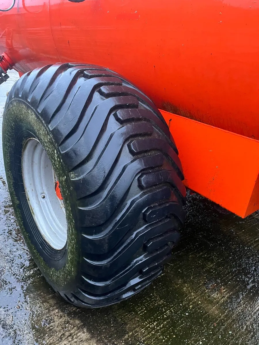 2012, Abbey 1600 - Image 2