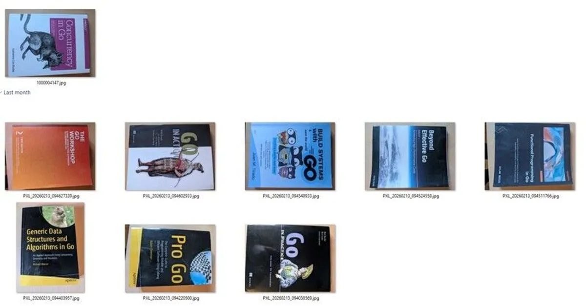 Massive collection of programming books - Image 3