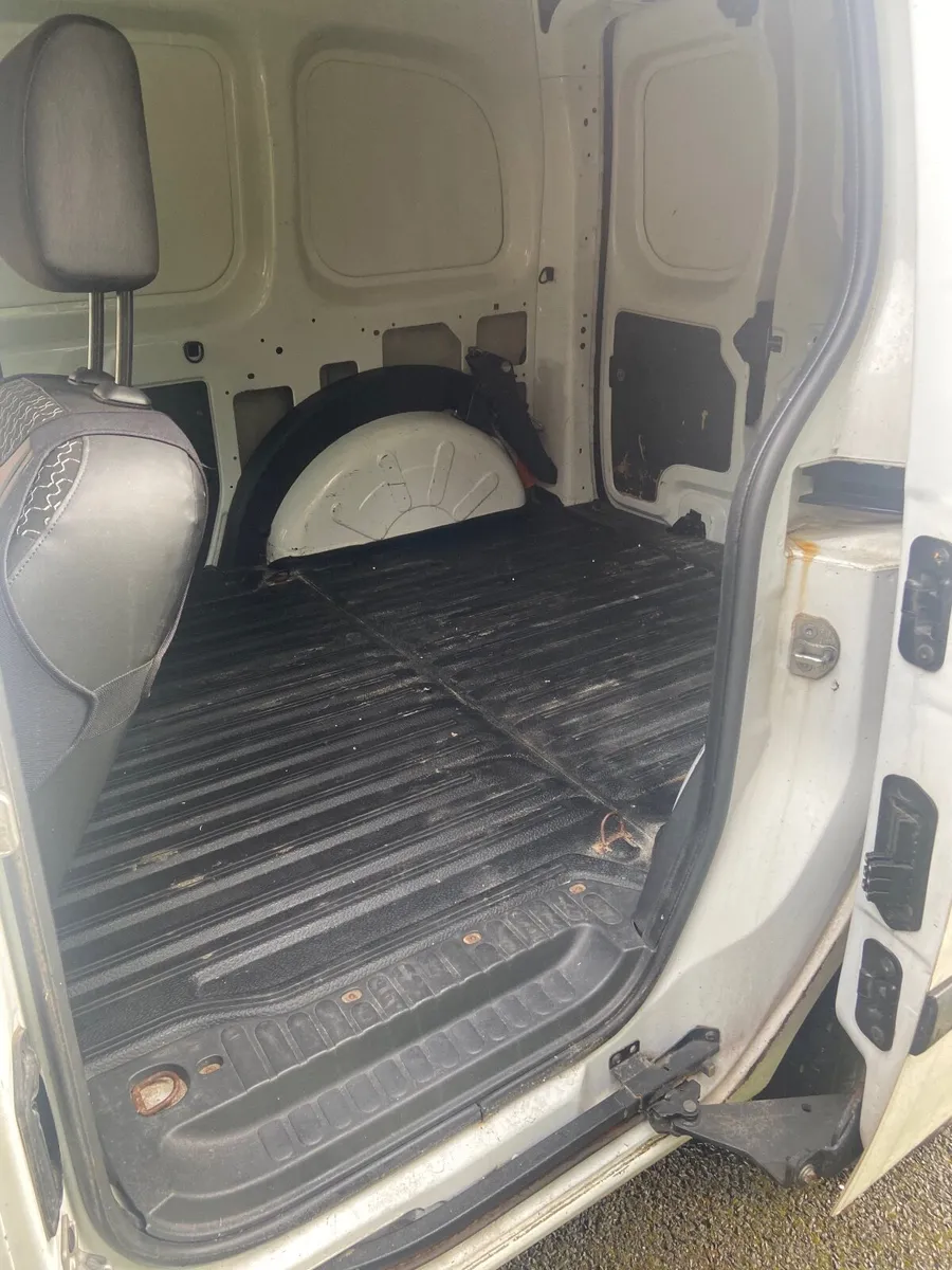 Renault Kangoo 2009 - Image 2