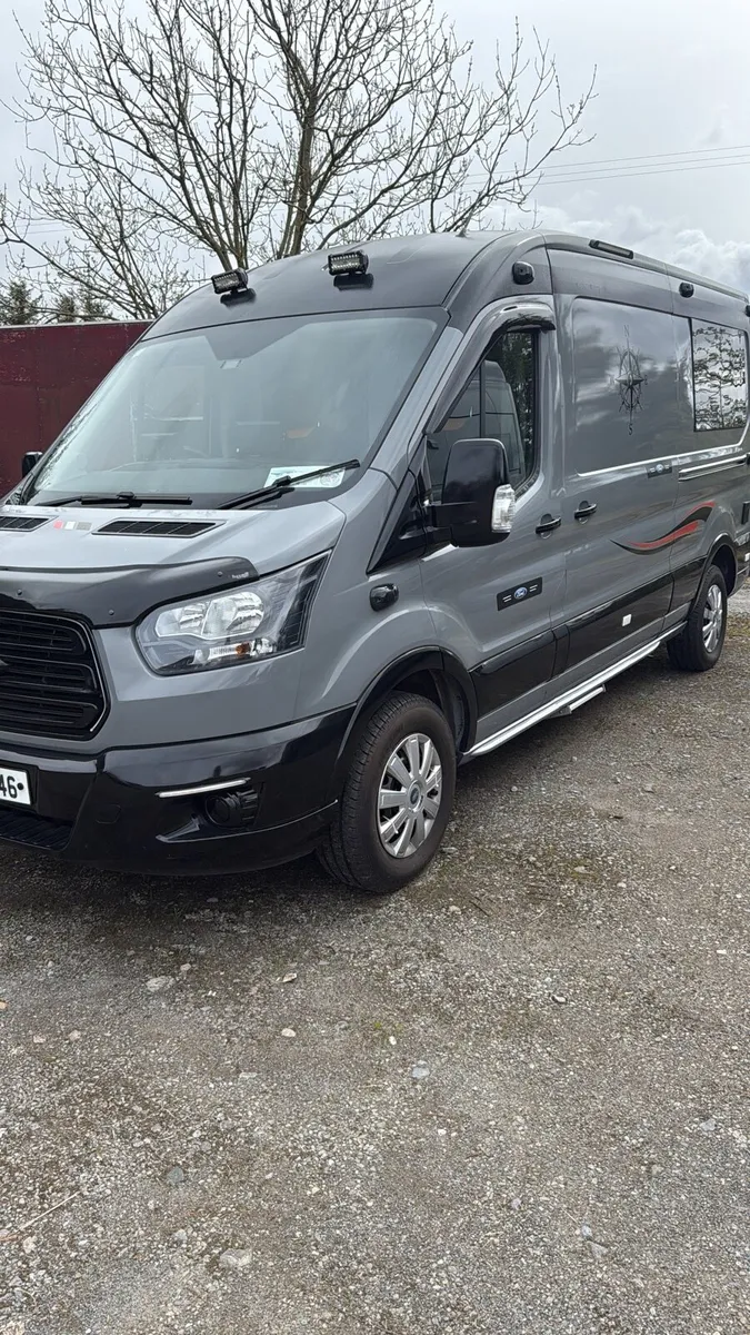 Ford transit 2021 - Image 2