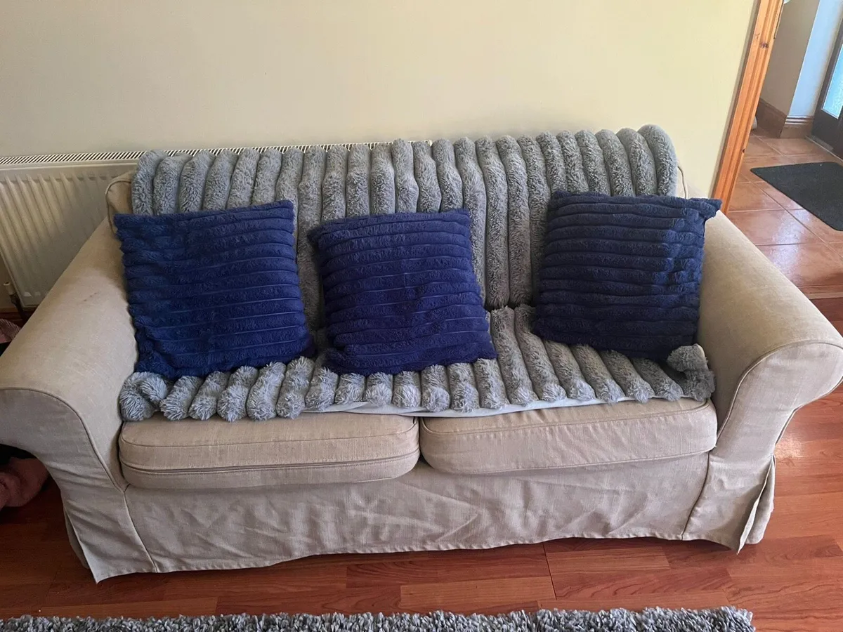 2 cream very comfortable Couches - Image 2