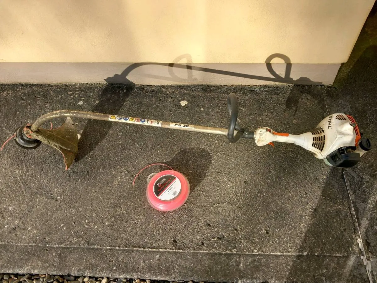 FS-38 strimmmers and bits - Image 1