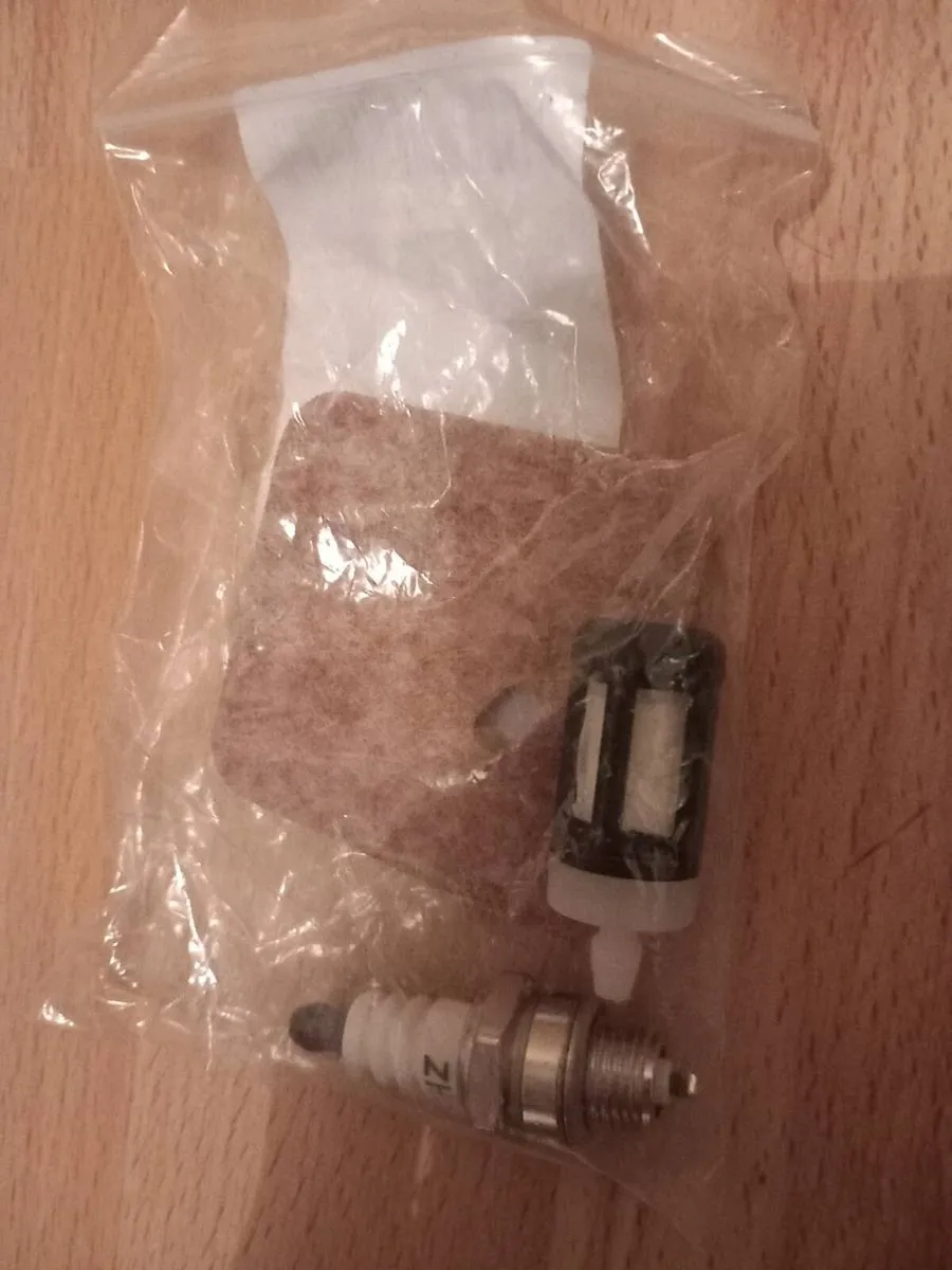 FS-38 strimmmers and bits - Image 2