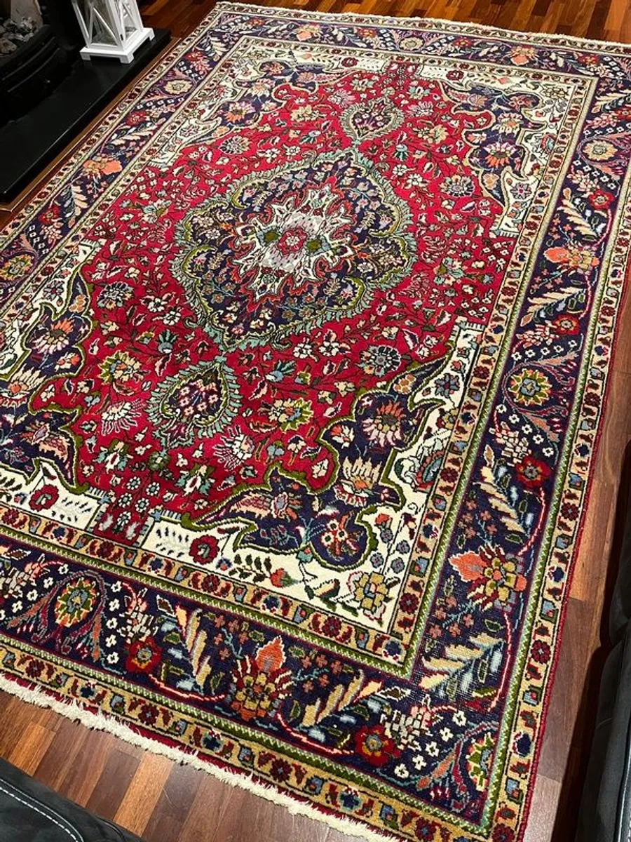 Persian Tabriz Rug 295 x 200 cm (9.7 x 6.6 ft) - Hand-Knotted - Image 2