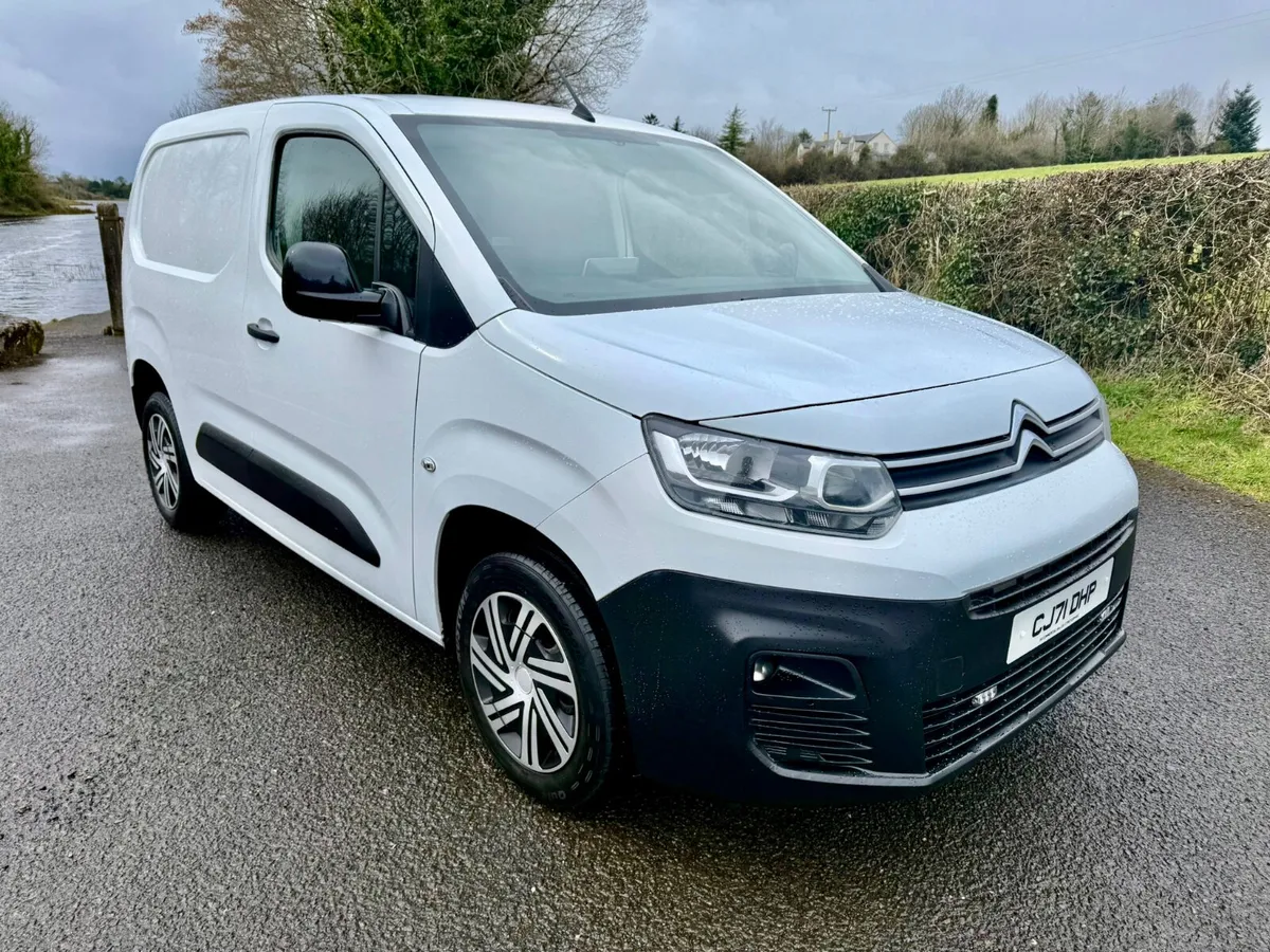 2022 Citroen Berlingo Enterprise Pro  (VRT €250) - Image 2