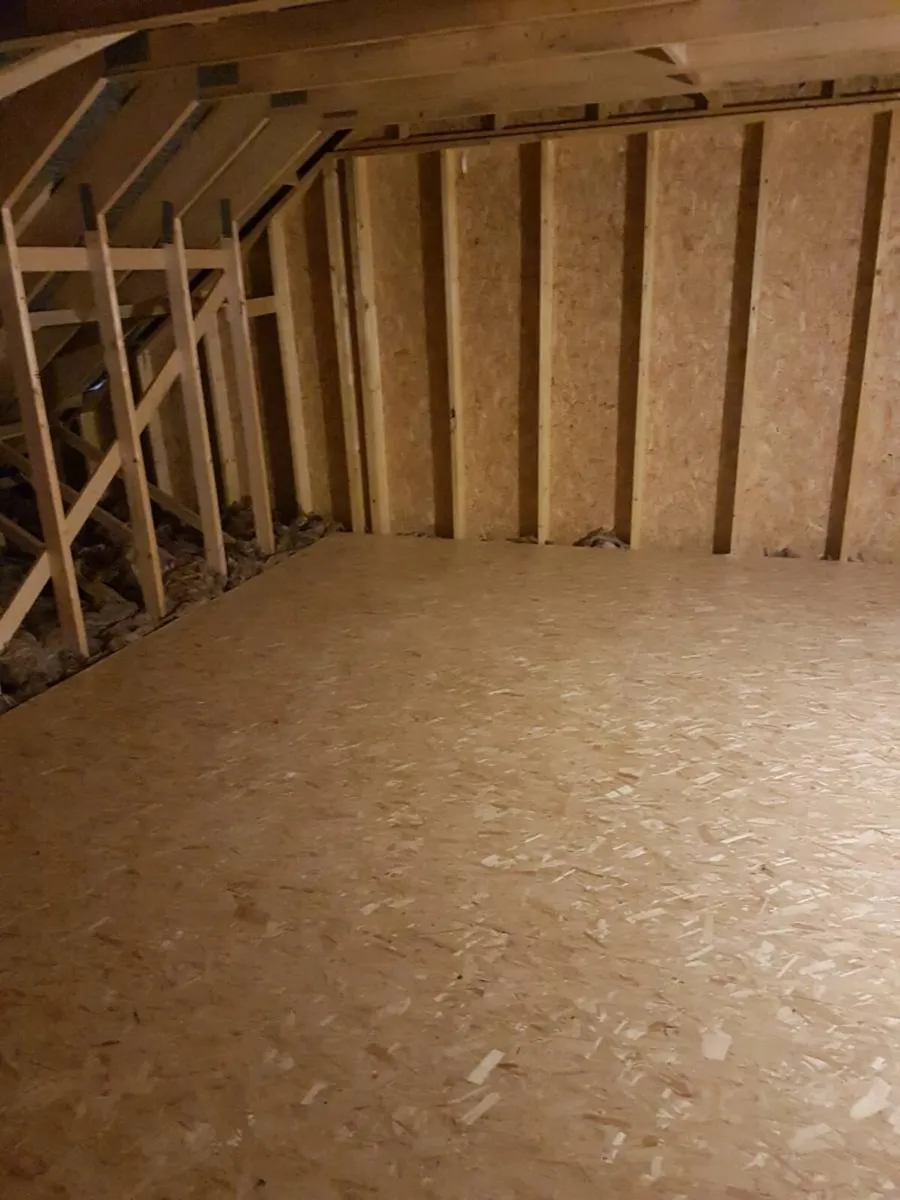 Attic flooring and ladders - Image 4