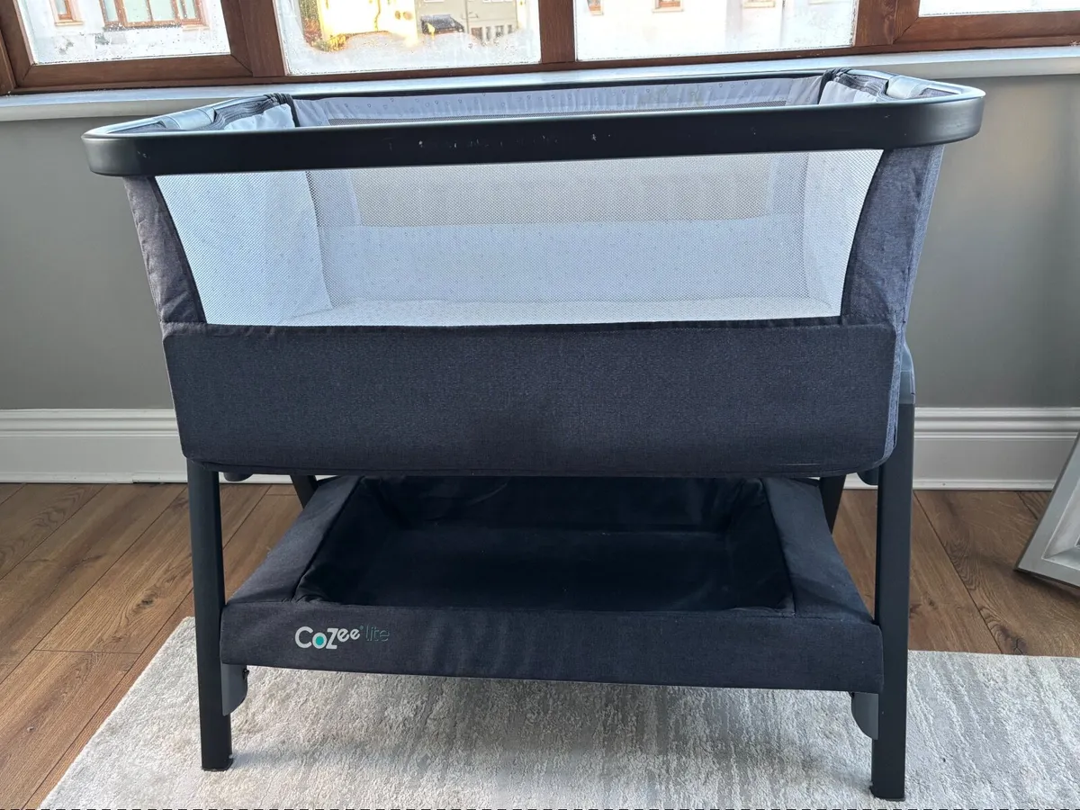 Tutti Bambini CoZee Co-Sleeper - Image 1