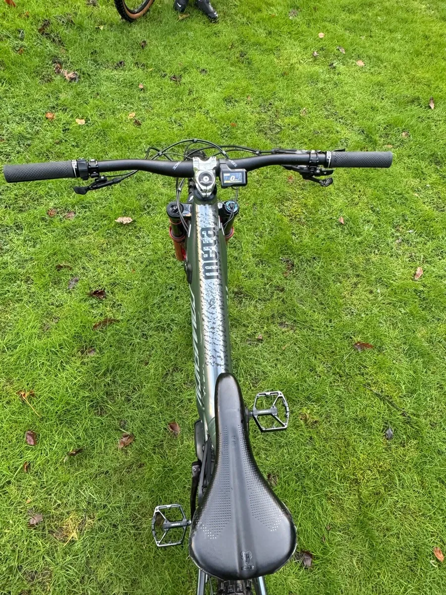 Electric Commencal Meta - Image 3