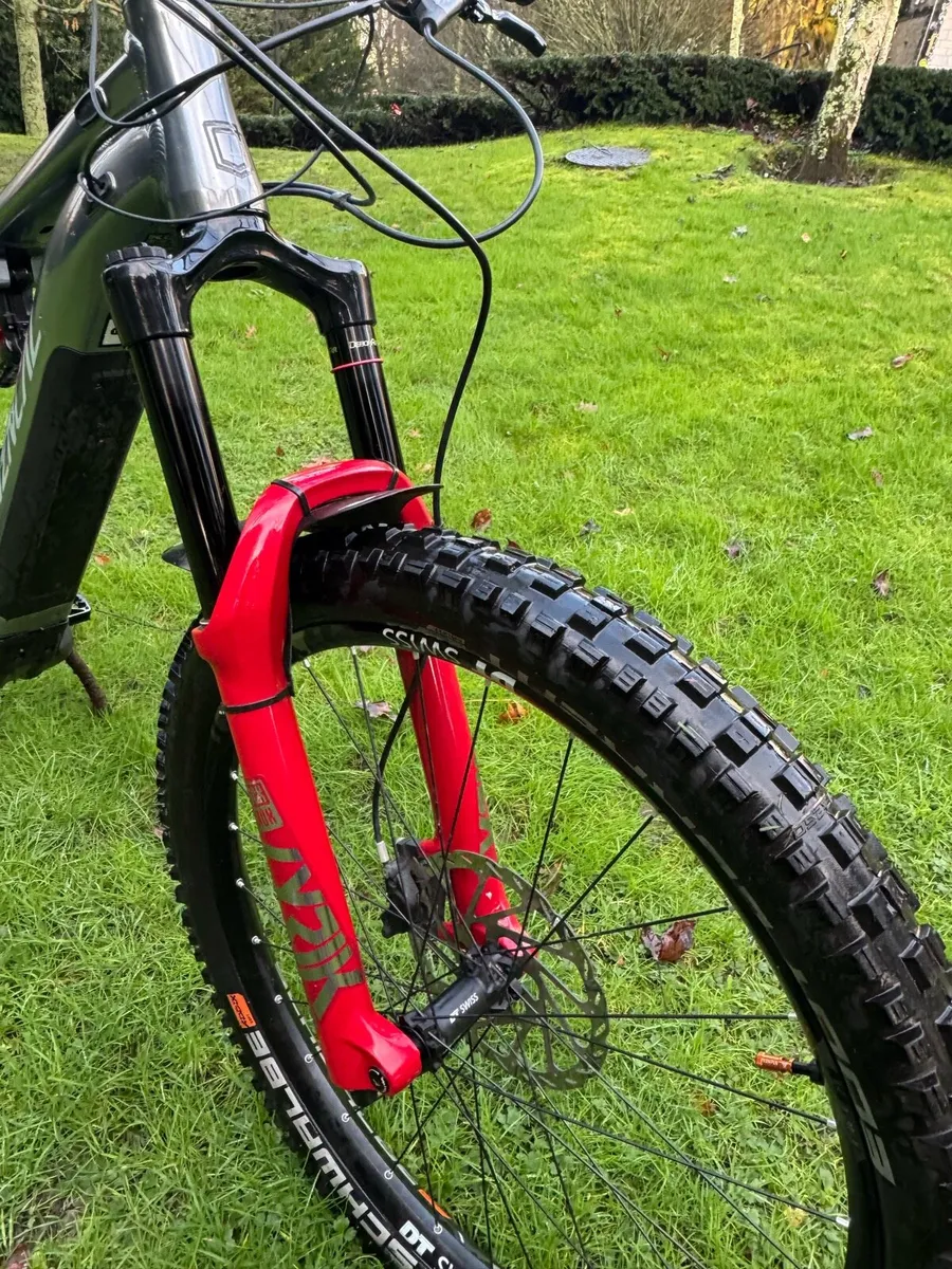 Electric Commencal Meta - Image 4