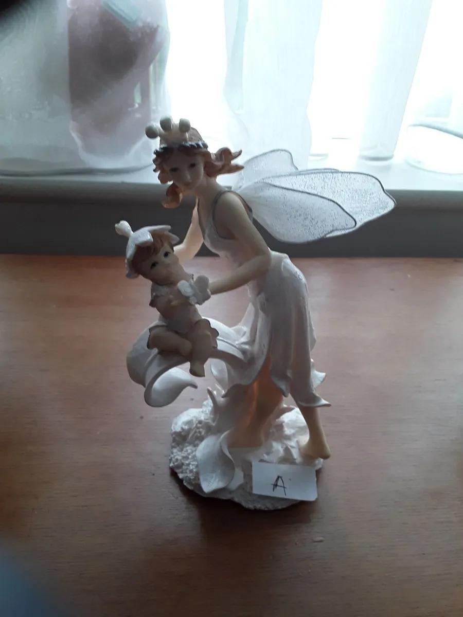 Selection of fairy ornaments in boxes - Image 2