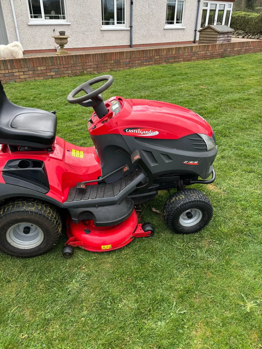 Castlegarden XT190HD Ride - On Lawnmower - Image 2