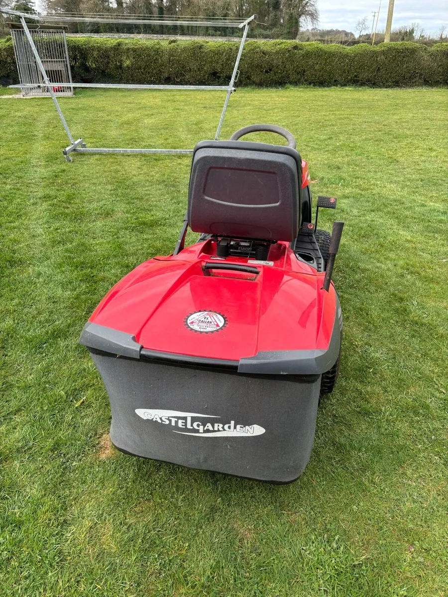 Castlegarden XT190HD Ride - On Lawnmower - Image 3