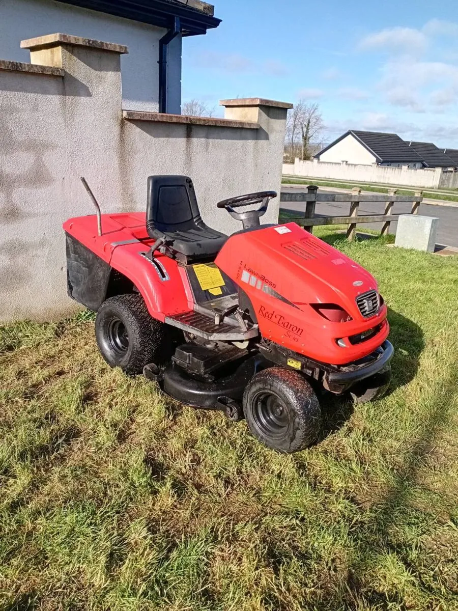 Ride on lawnmower - Image 3